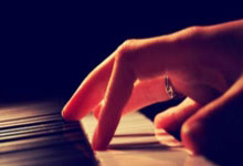 阿贾克斯落败对手，晋级前景堪忧